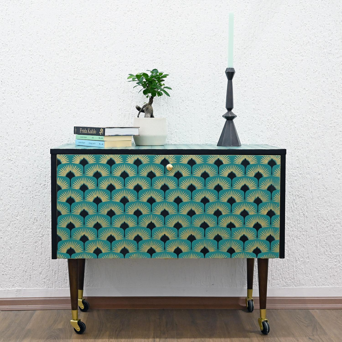 Декоративна Витрина со Шара