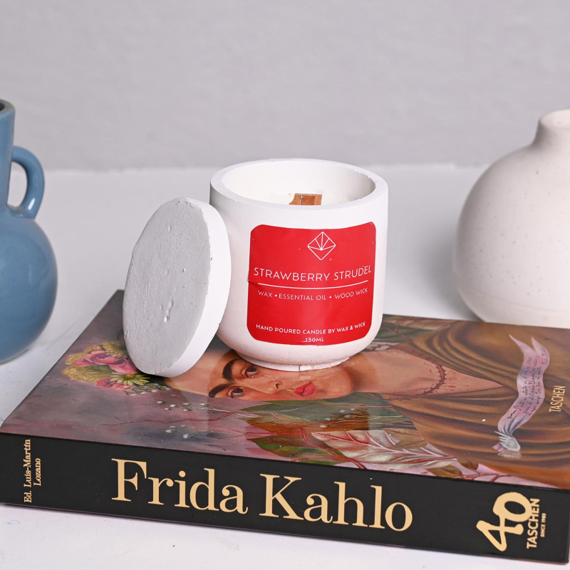 Strawberry Strudel Candle (Red Cup)
