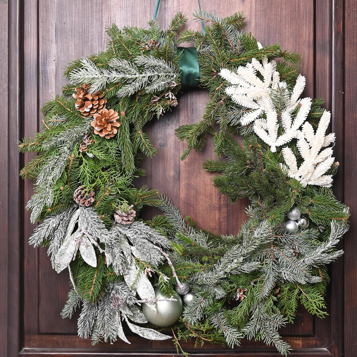 Snowy Christmas Wreath