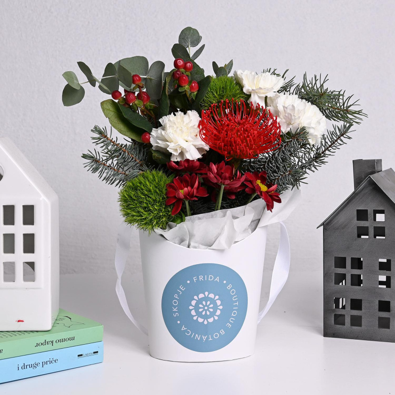 Winter Harmony Flower Box