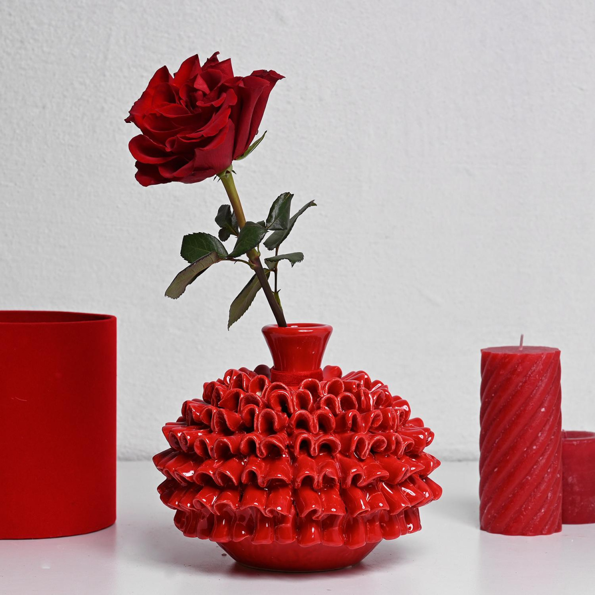 Вазна Кружна Црвена 17x22цм