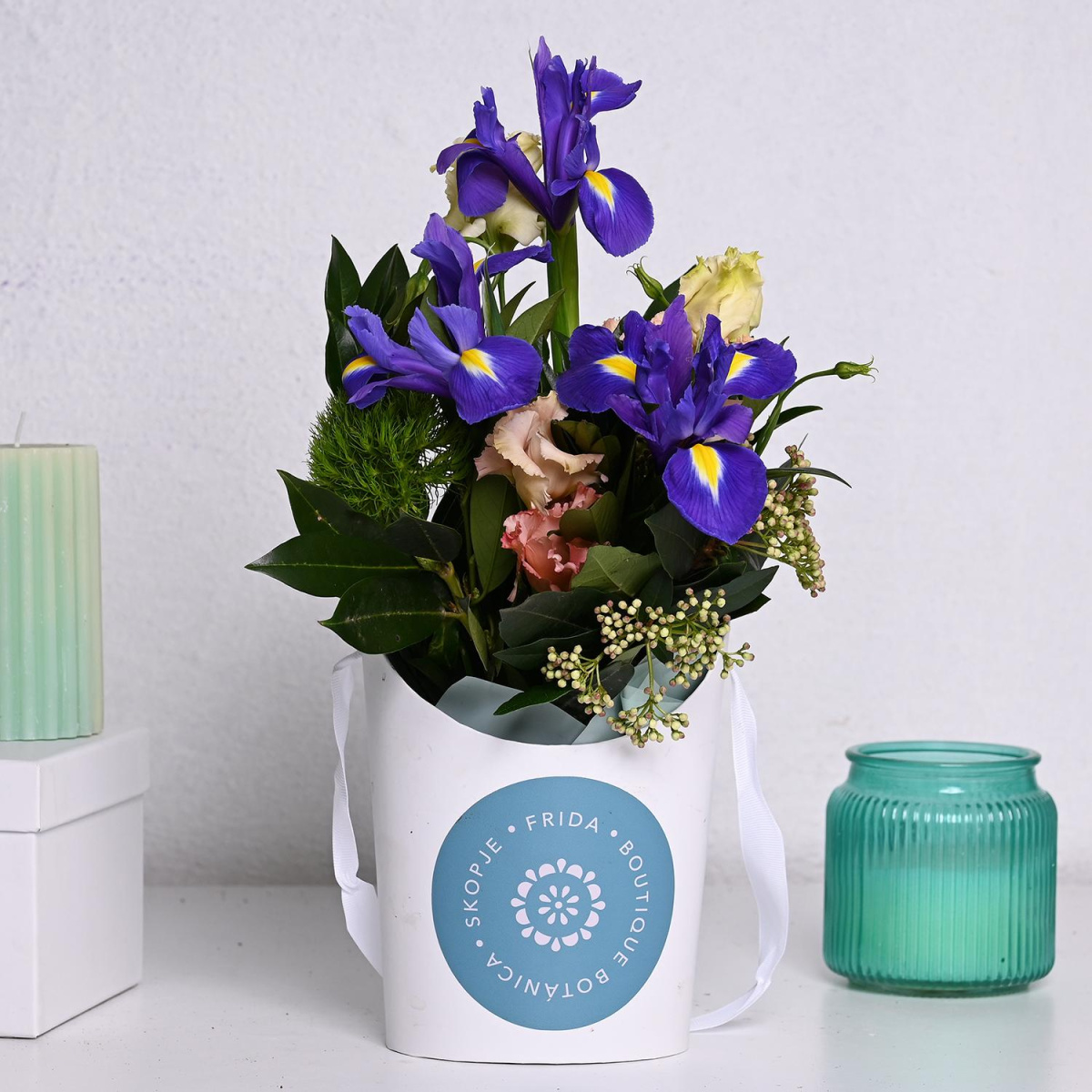 "Spring Etude" Букет Во Кутија