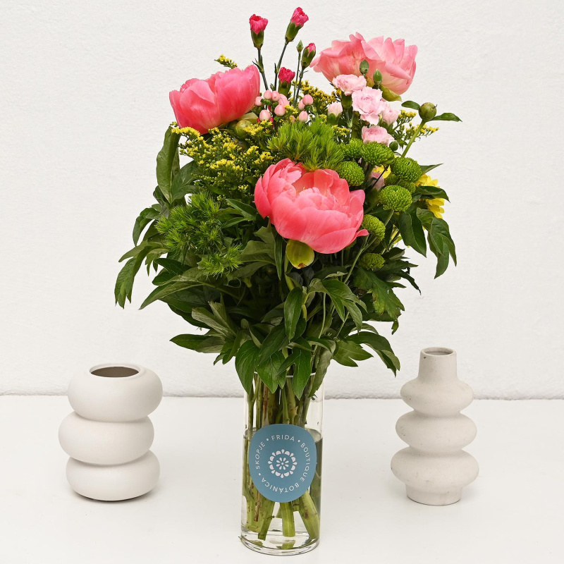 Sunkissed Peonies - Букет