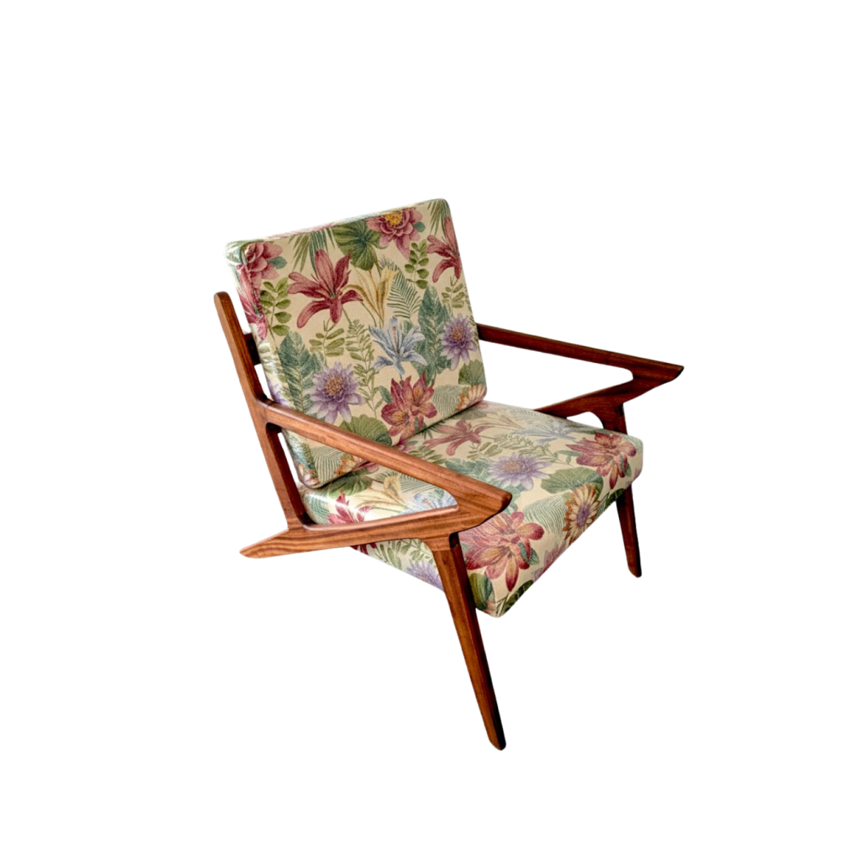 Heirloom Armchair: Рачно Изработена Ретро Фотелја од Масивно Махагони Дрво