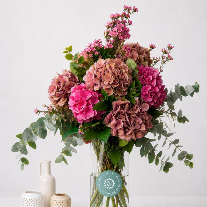 Hydrangea Poetry - Букет со Хортензии